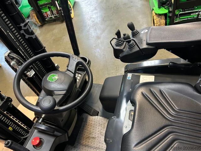 Electric 3-wheel forklift Cesab B215 II Li-Ion
