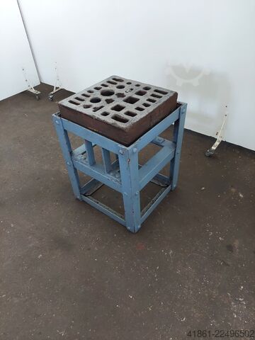 Punch and die plate UNBEKANNT 450 x 450