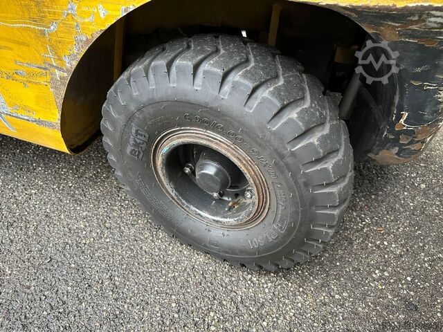 Diesel Forklift Komatsu FD25T - nur 3229 Stunden !!!