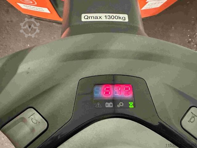 Electric Pallet Truck Toyota LWE 130