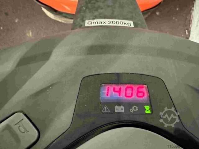 Electric Pallet Truck Toyota LWE 200