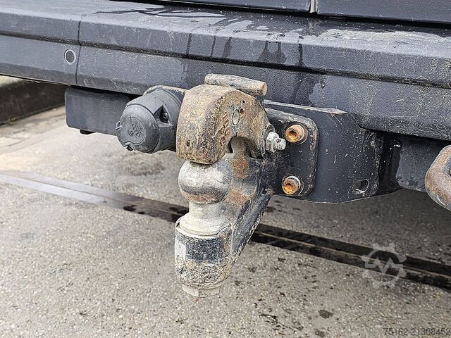 High-roof van VOLKSWAGEN CRAFTER 50 2.0 TDI 177 L4H3