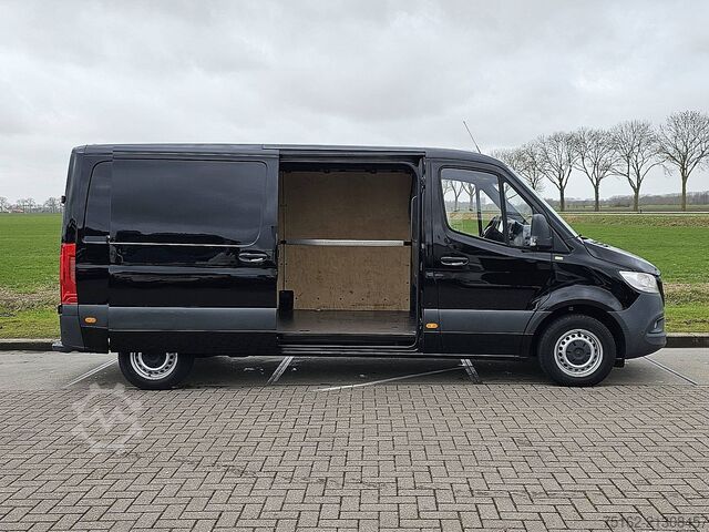 Hochdachkombi MERCEDES-BENZ SPRINTER 214 L2H1 Trekhaak Navi!