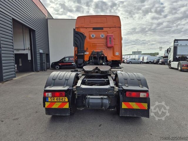 Standard tractor unit Renault C-Series