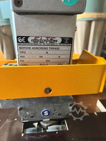 Edge milling and cross-cutting machine SCM Praktika