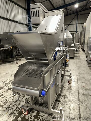 Meat processing machine GEA CM400 CrumbMaster