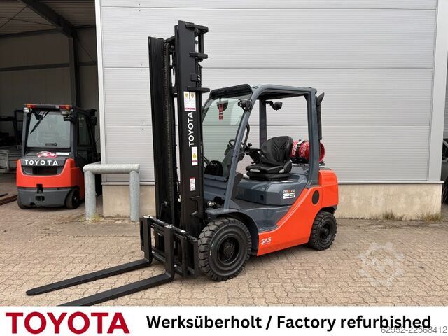 LPG Forklifts Toyota 02-8 FGF 25