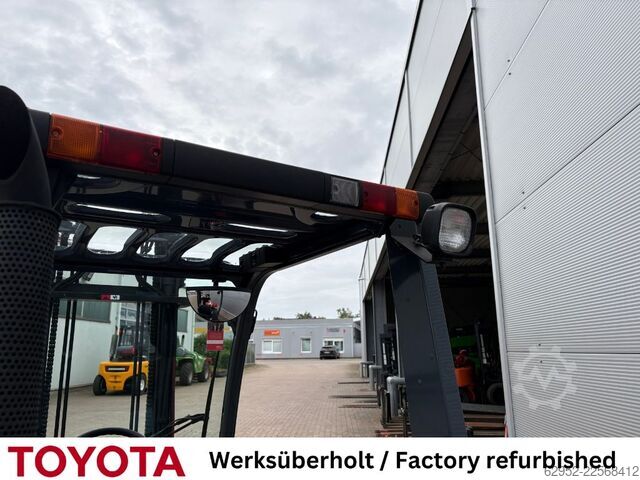 LPG Forklifts Toyota 02-8 FGF 25