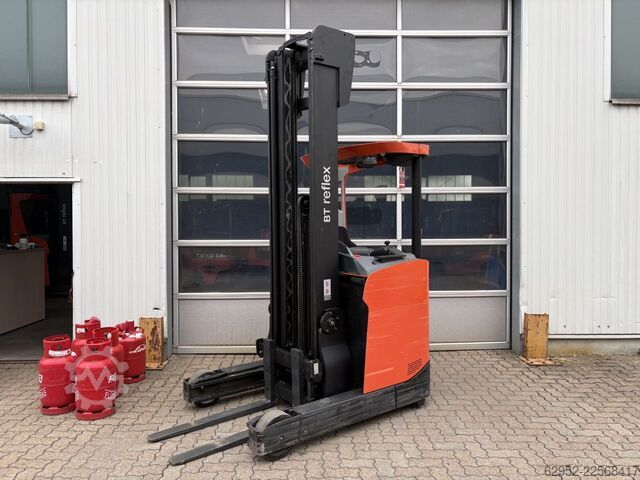 Reach Truck Toyota RRE 160 H/ Waage!