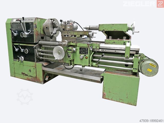 Universal-Drehmaschine VÖEST DA300-1000