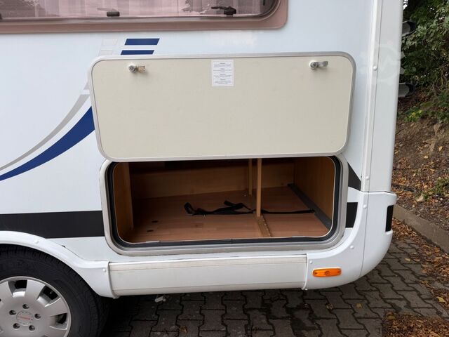 Teilintegriertes Wohnmobil DETHLEFFS Globebus