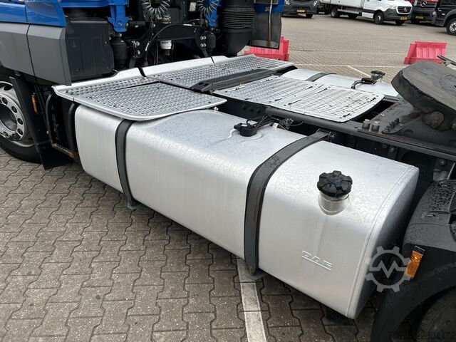 Volumen-SZM DAF XF 450 FT SC / 849 dkm / Tacho V2 / 2 Tanks / N...