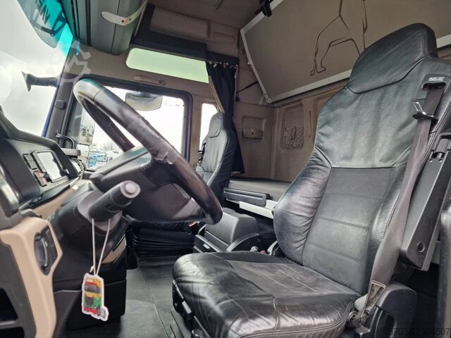 Volume-SZM MAN TGX 18.420 Low deck - Lifting 5th wheel - Retar...
