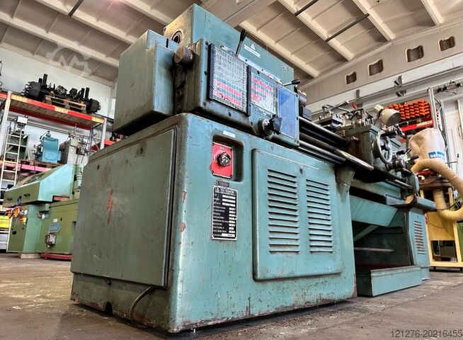 Leit- und Zugspindeldrehmaschine TOS- TRENCIN SV 18 RA