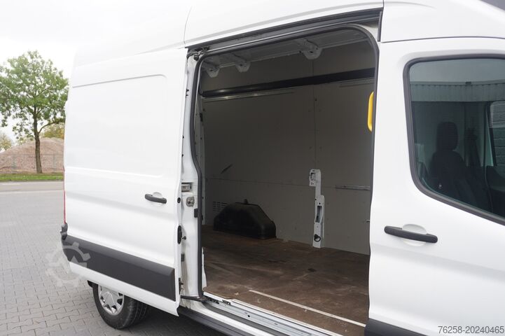 Delivery van Ford Transit 2.0 TDCI L3H3 EURO 6 - Airco - Navi - C...