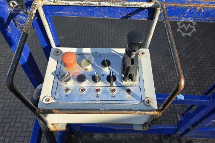 Scissor lift Liftlux SL205-25 D4WDS/P Diesel, 4x4 Drive, Hydraulic Deck