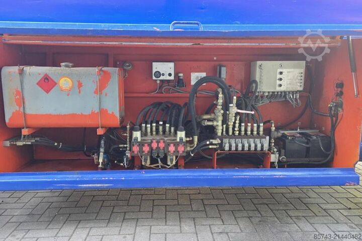 Scissor lift Liftlux SL205-25 D4WDS/P Diesel, 4x4 Drive, Hydraulic Deck