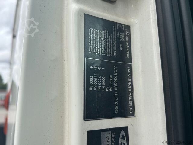 Abrollkipper MERCEDES-BENZ Actors 3241 / 8x2-6 / Atlas 165 + Funk / VDL