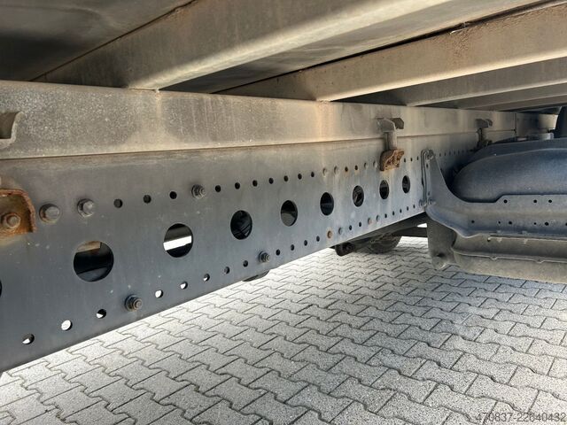 LKW mit Pritsche (offen) MERCEDES-BENZ Atego 1230 / Pritsche 7,2 m