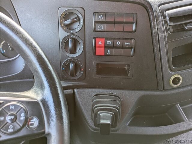 Refrigerated truck Mercedes-Benz Atego 1223 Kühlkoffer+LBW*Autom Tempo Klima SHZ