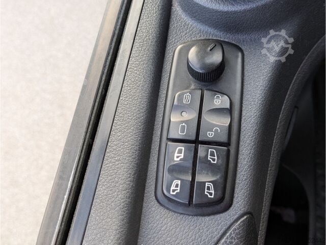 Refrigerated truck Mercedes-Benz Atego 1223 Kühlkoffer+LBW*Autom Tempo Klima SHZ