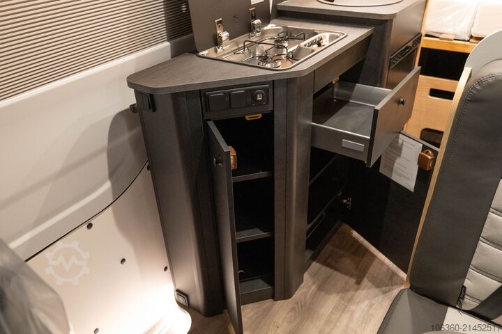 SUNLIGHT CLIFF 4X4 GREENTREK MINI VAN with W.C., new SUNLIGHT Cliff 4x4 Greentrek