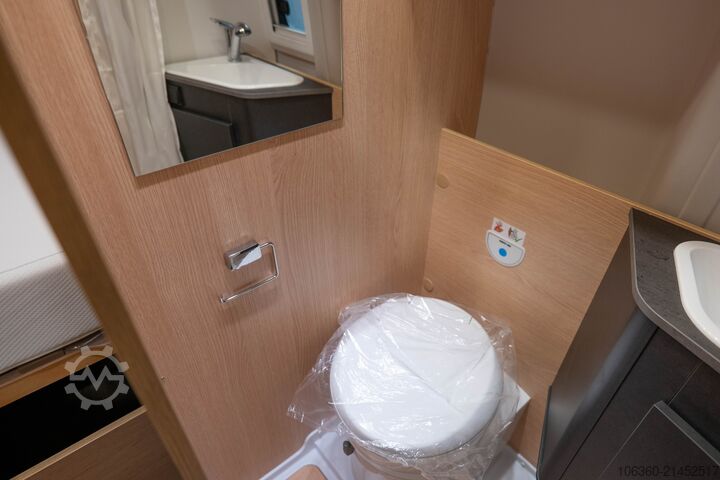 SUNLIGHT CLIFF 4X4 GREENTREK MINI VAN with W.C., new SUNLIGHT Cliff 4x4 Greentrek