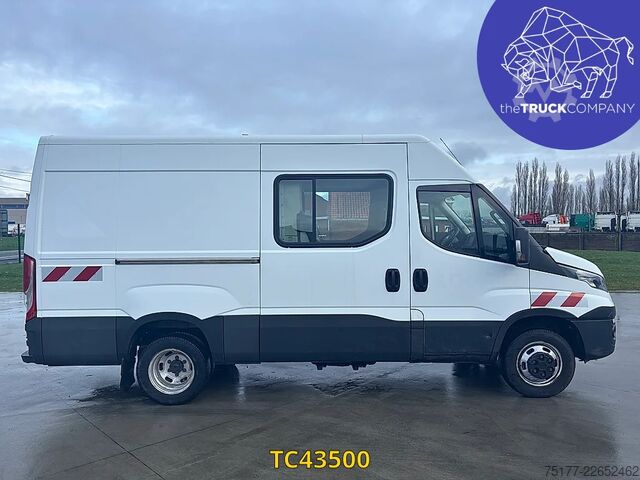Panel van Iveco Daily 35C15V12 Double cab 7 places