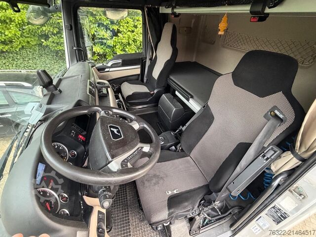 Standard tractor MAN TGX 18.420 4X2 BLS / MOTOR SCHADE/