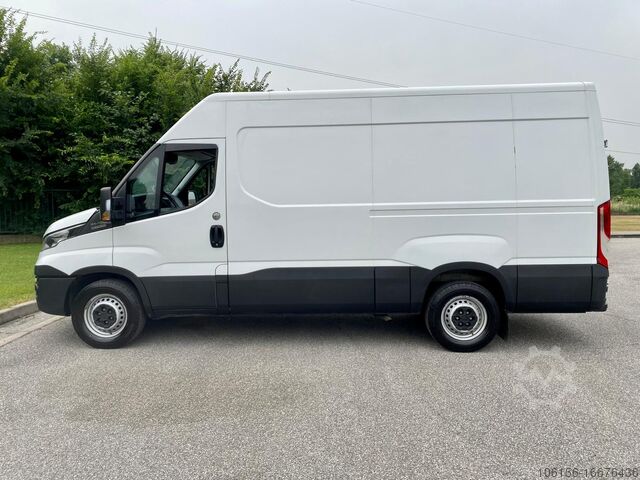 High roof van IVECO DAILY 35C16 HI-MATIC