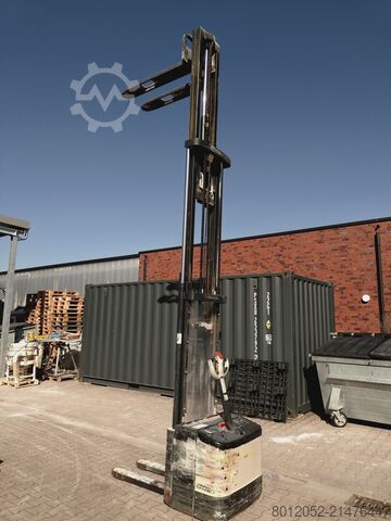 Niederhubwagen Elektro Crown 2300 Series