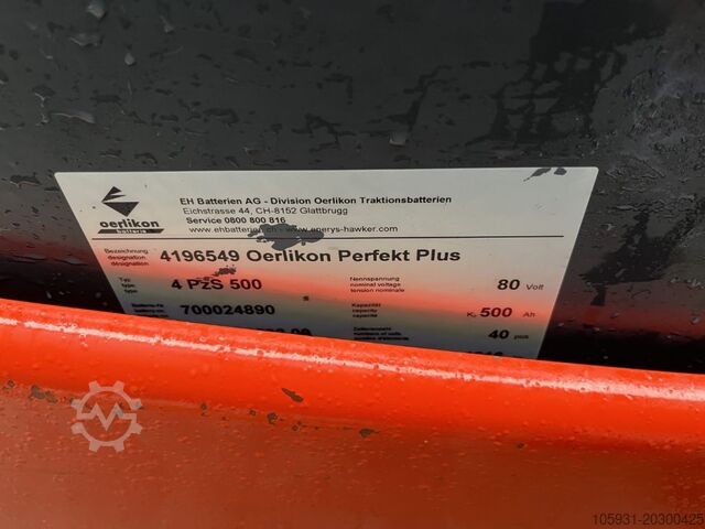 Electric 4-wheel forklift Linde E20