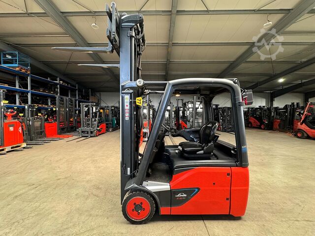 Frontstapler Linde E 16-02 [ID: 77]