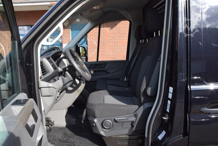 Kastenwagen hoch VW Crafter  35 L2H2 AHK 2xSchiebetür Werkstattregale