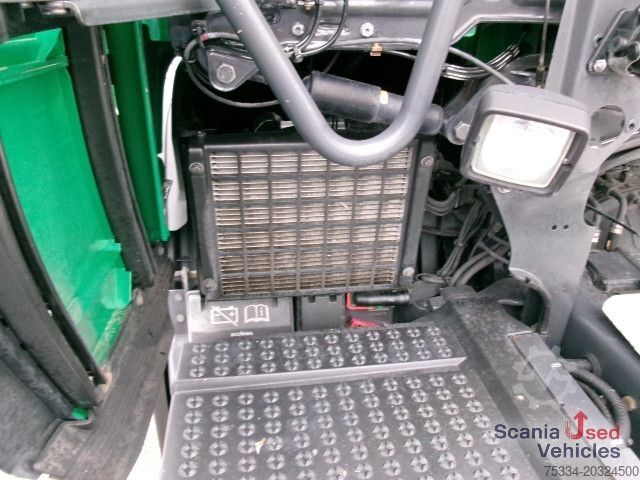 Volume tractor unit Scania R 450 A4x2EB 2 Tanks Standklima TOP!!!