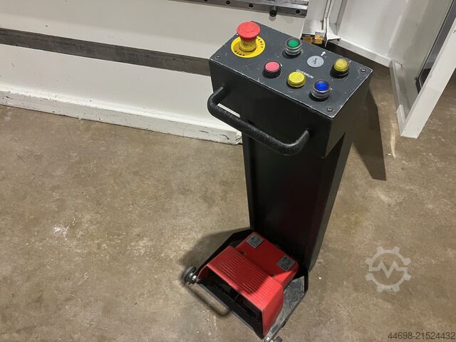 Abkantpresse Baykal APHS 31300