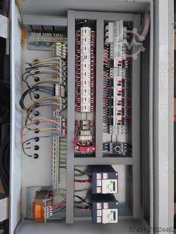 Horizontale Glaswaschmaschine TRIULZI SY.1310.4.2.4