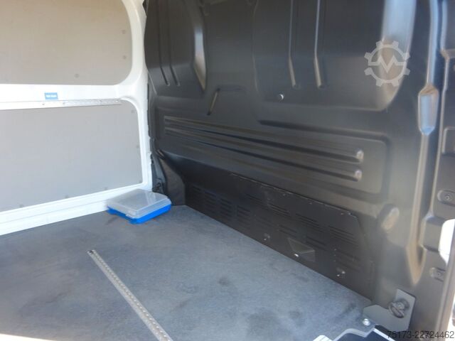 Kastenwagen VW Transporter Kasten 110PS Lang Klima Airline