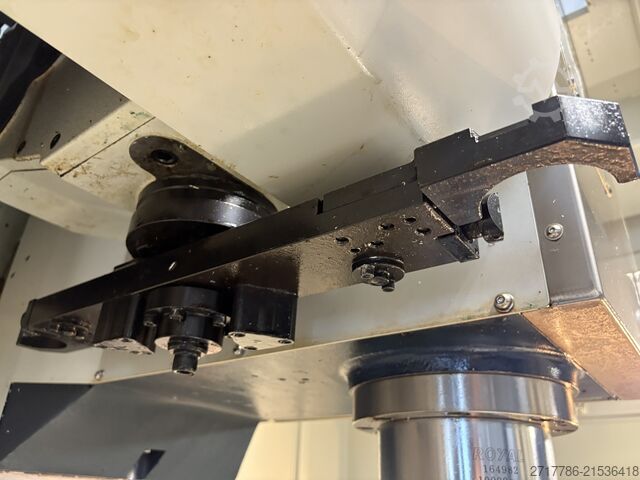 Vertikales Bearbeitungszentrum Spinner MVC 1000