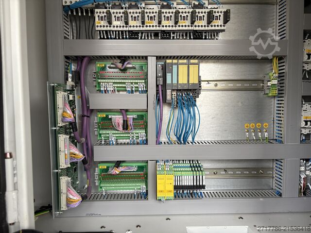 Vertikales Bearbeitungszentrum Spinner MVC 1000