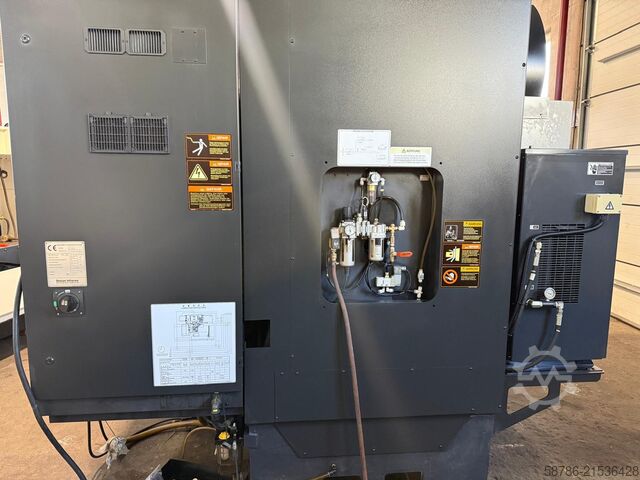 Vertikales Bearbeitungszentrum DOOSAN DNM 400