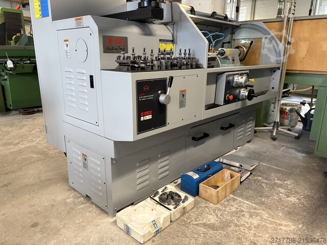 CNC lathe XYZ Machine Tools SLX355