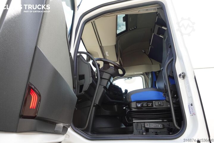 Standard tractor unit VOLVO FH 460 Globetrotter XL i-Save