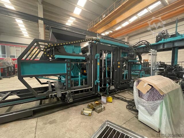 Concrete block making machine Constmach Concrete Block Machines Concrete Block Making Machine BS-25