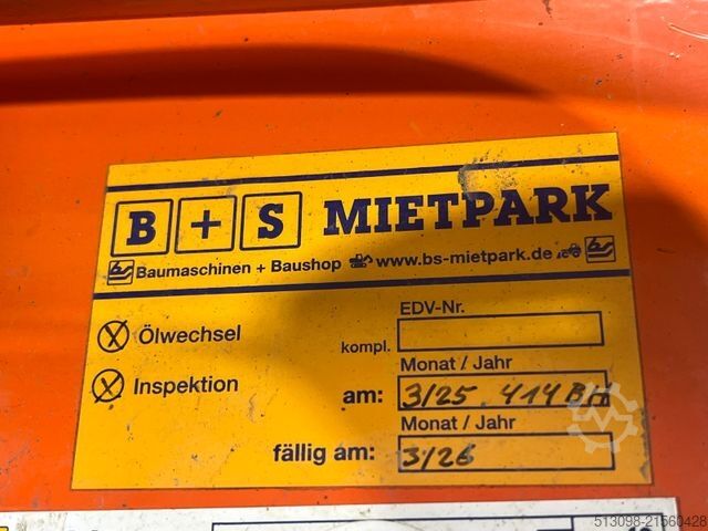 Walzenzug HAMM TANDEM WALZE / ROLLER HD 8 VV KUBOTA KNICKGELENK