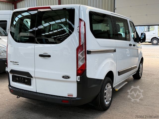 Kleinbus FORD Transit Custom 2.0 TdCi L1H1 9Sitze Motor Defect