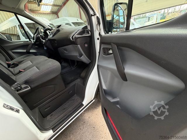 Kleinbus FORD Transit Custom 2.0 TdCi L1H1 9Sitze Motor Defect