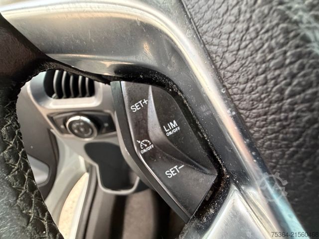 Kleinbus FORD Transit Custom 2.0 TdCi L1H1 9Sitze Motor Defect