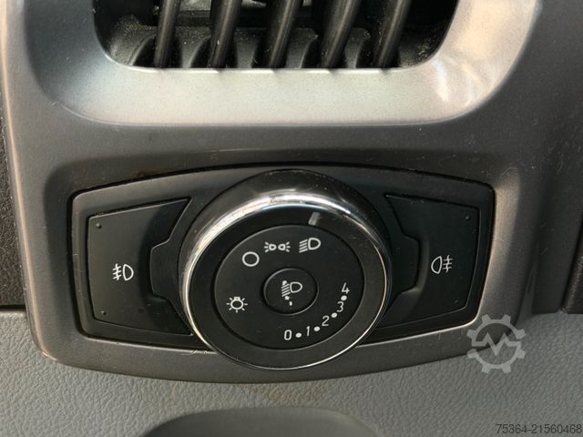 Kleinbus FORD Transit Custom 2.0 TdCi L1H1 9Sitze Motor Defect