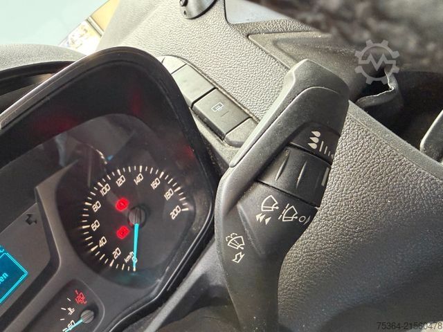 Kleinbus FORD Transit Custom 2.0 TdCi L1H1 9Sitze Motor Defect